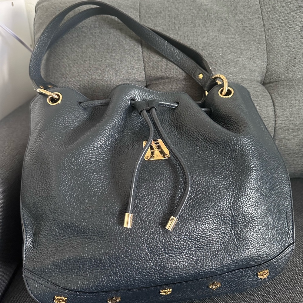 MCM large navy blue leather bucket shoulder bag gold tone hardware authentic